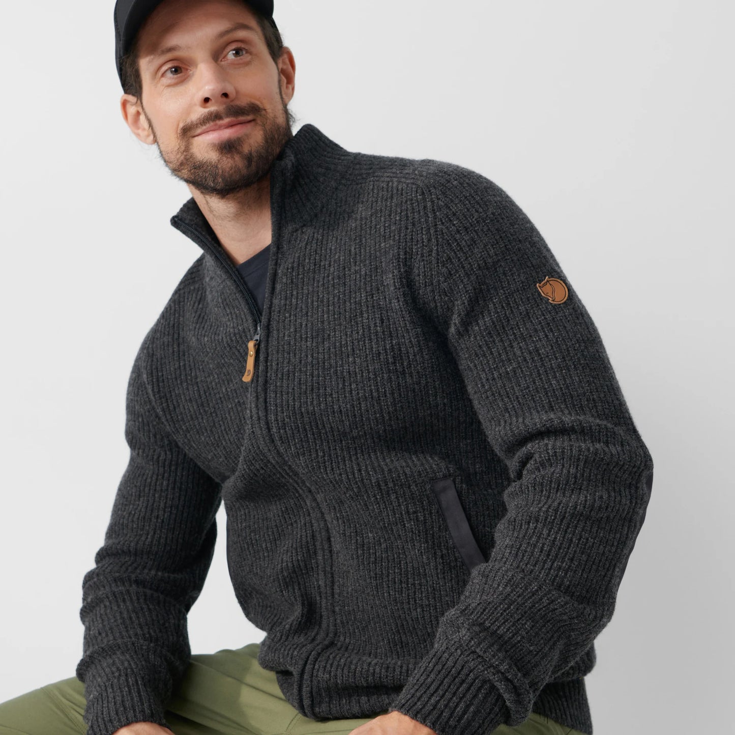 Ovik Zip Cardigan Knit M